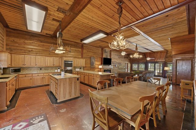 7272 County Road 3516, Quinlan, TX 75474