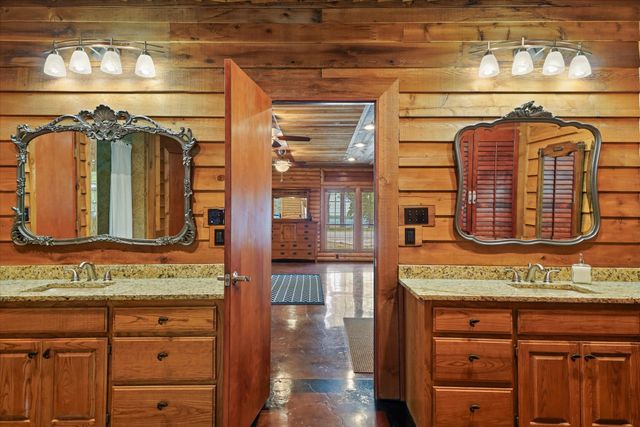 7272 County Road 3516, Quinlan, TX 75474