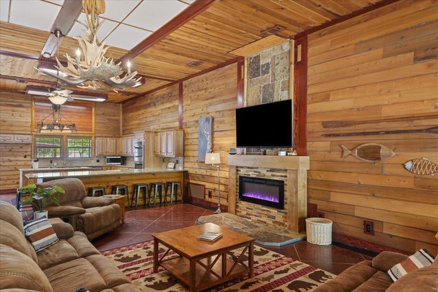 7272 County Road 3516, Quinlan, TX 75474