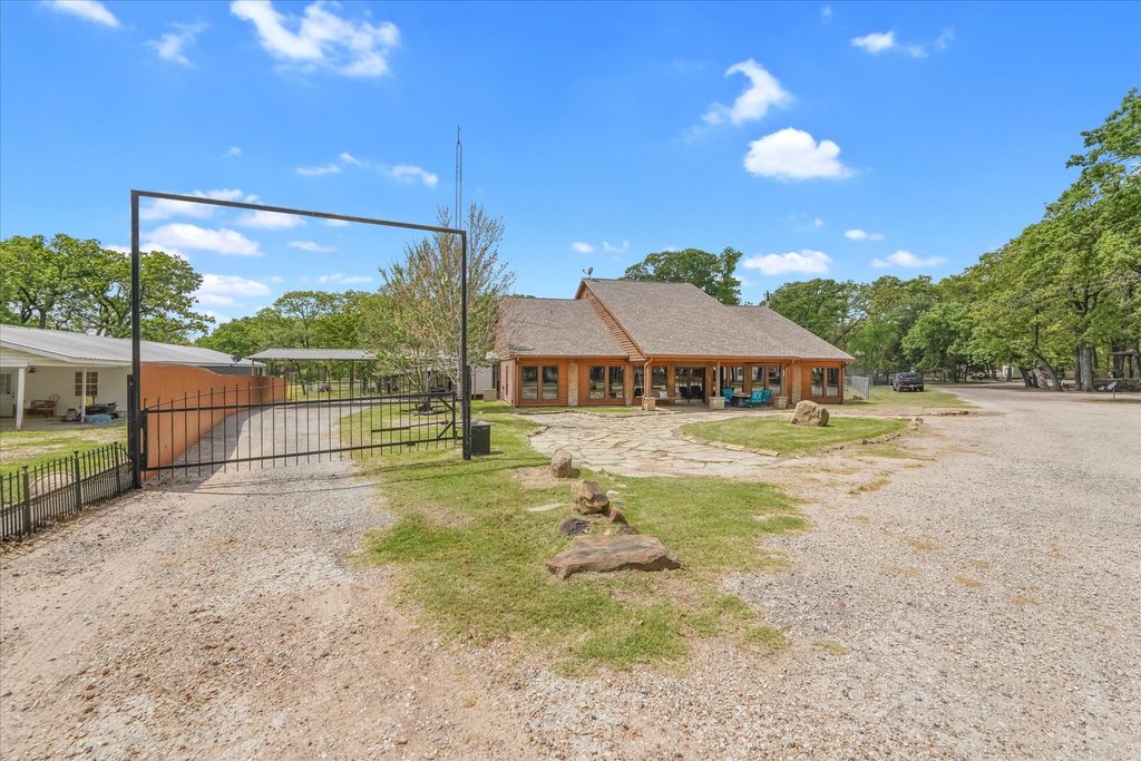 7272 County Road 3516, Quinlan, TX 75474