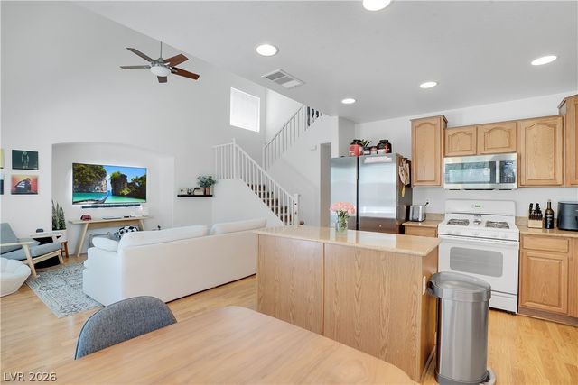 9228 Freedom Heights Avenue, Las Vegas, NV 89149