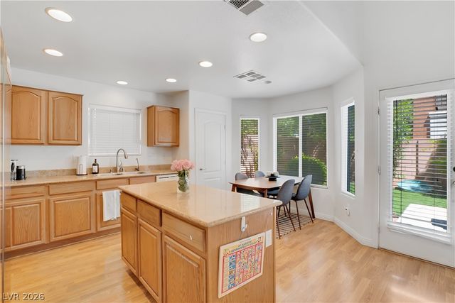 9228 Freedom Heights Avenue, Las Vegas, NV 89149
