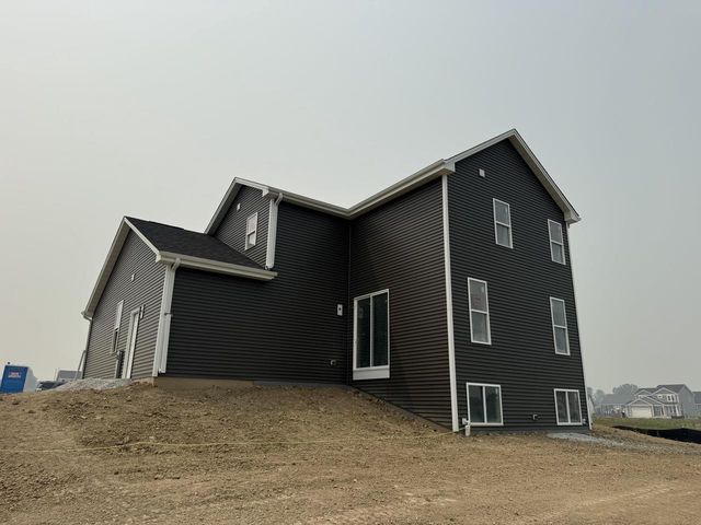 3661 Perennial PARKWAY, Franksville, WI 53126