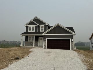 3661 Perennial PARKWAY, Franksville, WI 53126