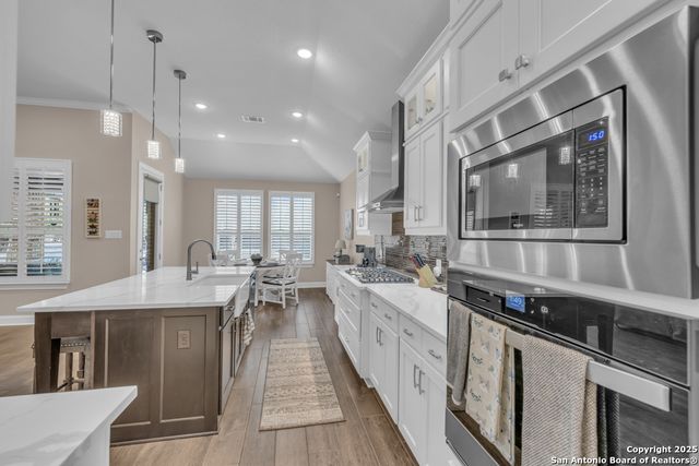 1033 Carriage Loop, New Braunfels, TX 78132