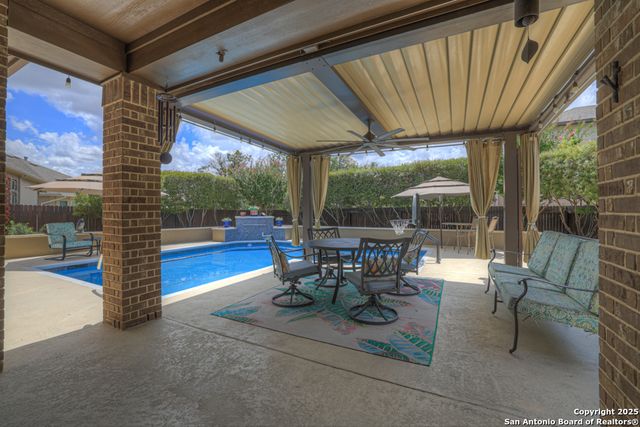 1033 Carriage Loop, New Braunfels, TX 78132