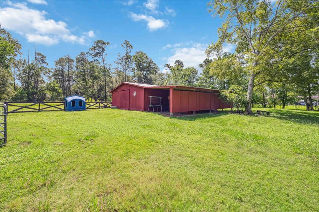 20420 Plaza Circle, Crosby, TX 77532