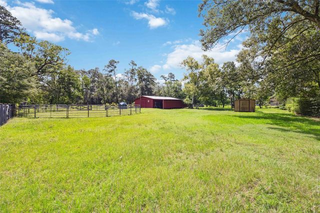 20420 Plaza Circle, Crosby, TX 77532