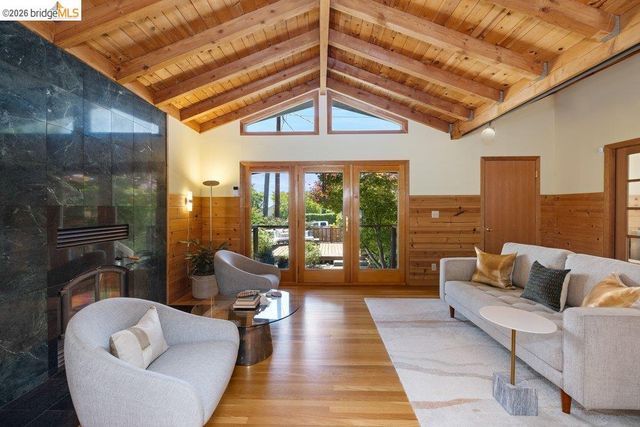 287 Purdue Ave., Kensington, CA 94708