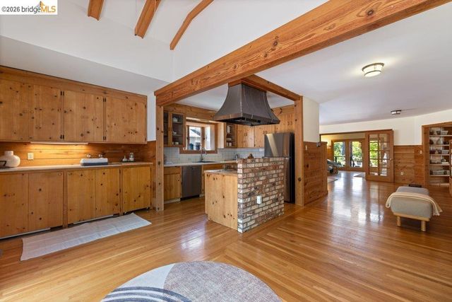 287 Purdue Ave., Kensington, CA 94708