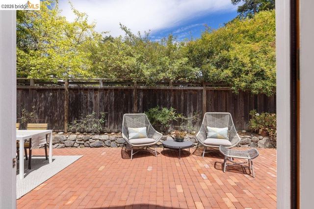287 Purdue Ave., Kensington, CA 94708