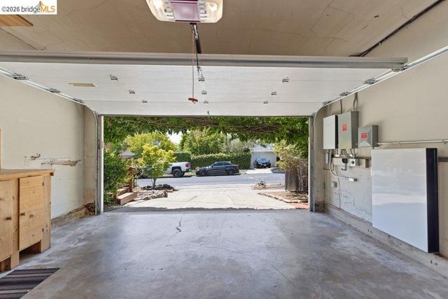 287 Purdue Ave., Kensington, CA 94708