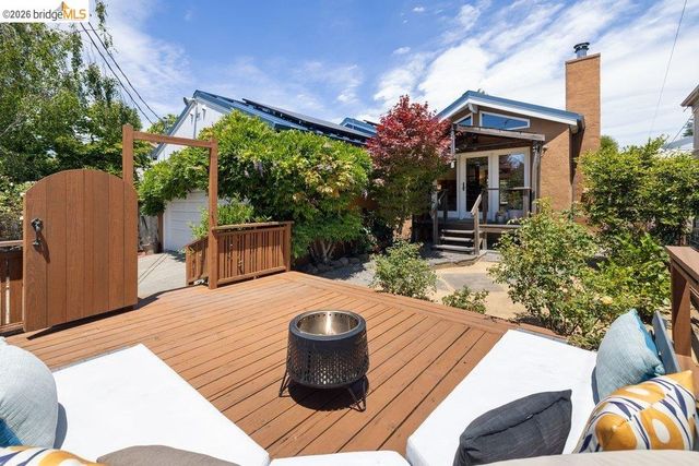 287 Purdue Ave., Kensington, CA 94708