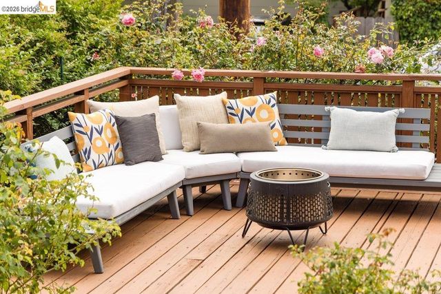 287 Purdue Ave., Kensington, CA 94708
