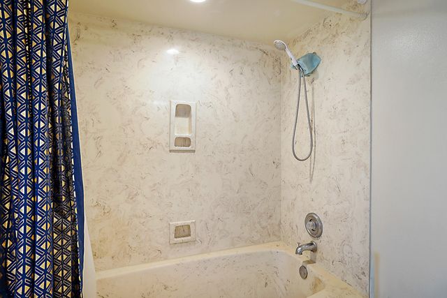 7597 N Nemec Dr Drive N, Lake Clarke Shores, FL 33406