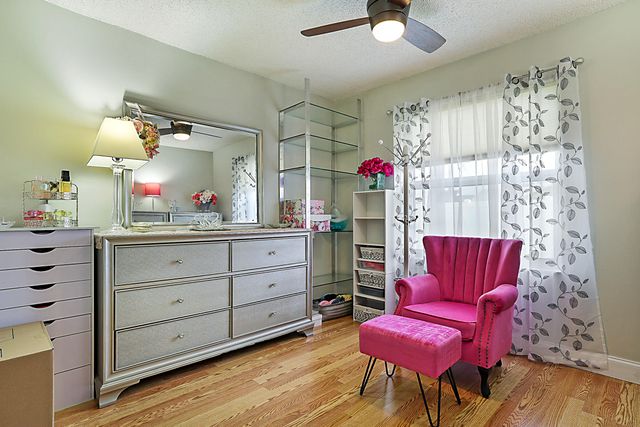 7597 N Nemec Dr Drive N, Lake Clarke Shores, FL 33406