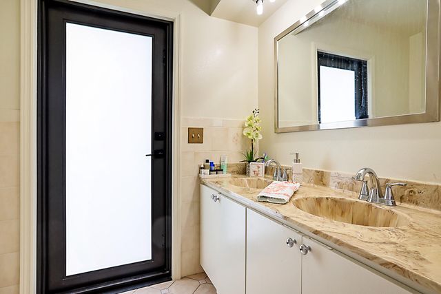 7597 N Nemec Dr Drive N, Lake Clarke Shores, FL 33406