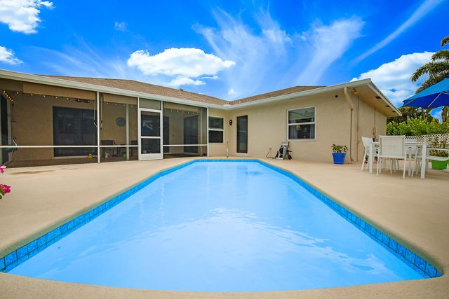 7597 N Nemec Dr Drive N, Lake Clarke Shores, FL 33406