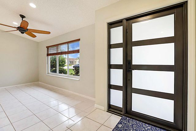 7597 N Nemec Dr Drive N, Lake Clarke Shores, FL 33406