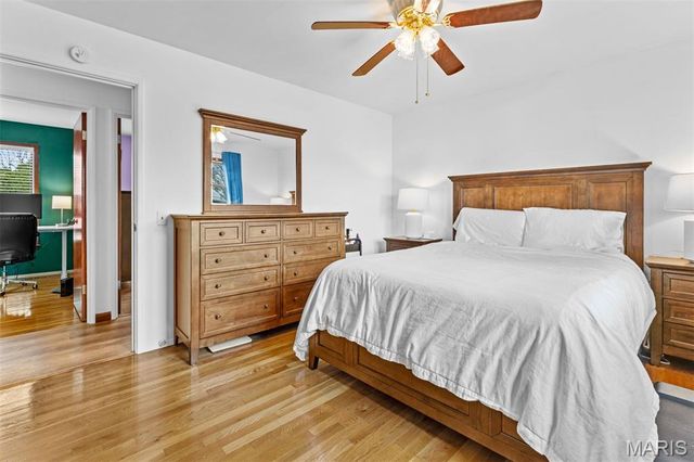 2738 Westminster Drive, Florissant, MO 63033