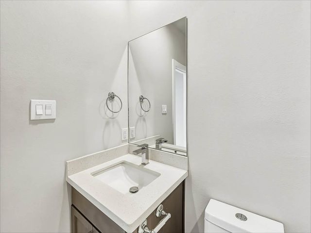 10534 Executive Lake Drive, Stafford, TX 77477