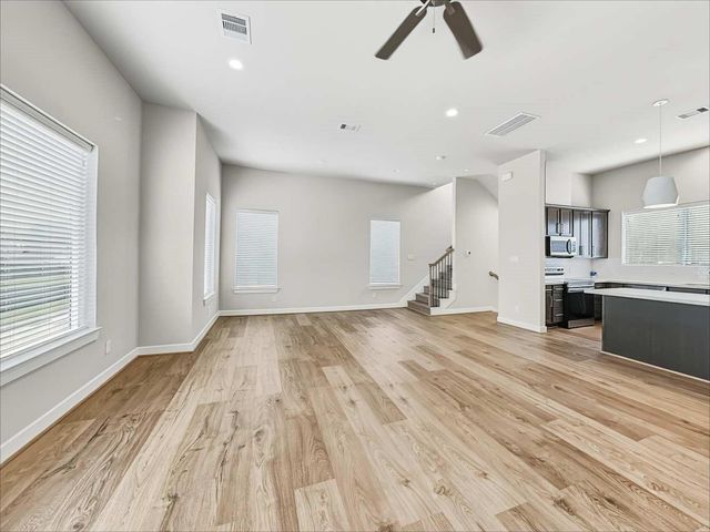10534 Executive Lake Drive, Stafford, TX 77477