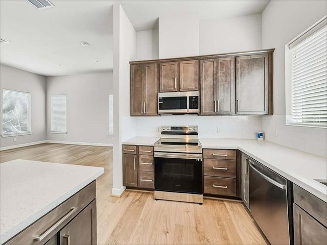 10534 Executive Lake Drive, Stafford, TX 77477