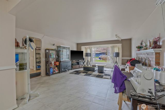 7918 Timber Hill Drive, Everett, WA 98203