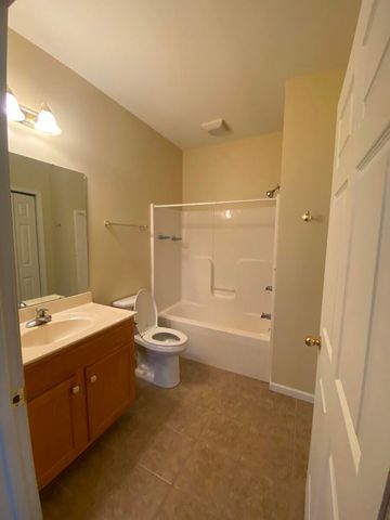 219 Prestwick Drive A, Valparaiso, IN 46385