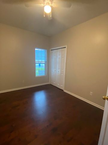 219 Prestwick Drive A, Valparaiso, IN 46385