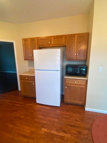 219 Prestwick Drive A, Valparaiso, IN 46385