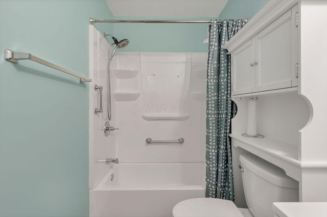 7264 Kirkdale Drive, 28B, Blacklick, OH 43004