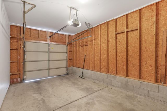 7264 Kirkdale Drive, 28B, Blacklick, OH 43004