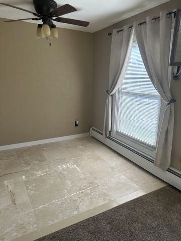 909 11th Avenue S 8, Hopkins, MN 55343