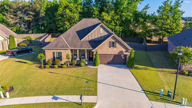 18316 Red Tail Street, Athens, AL 35613