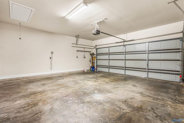 18316 Red Tail Street, Athens, AL 35613