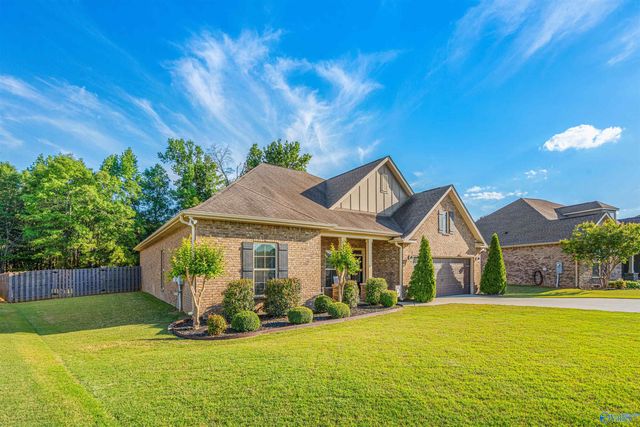 18316 Red Tail Street, Athens, AL 35613