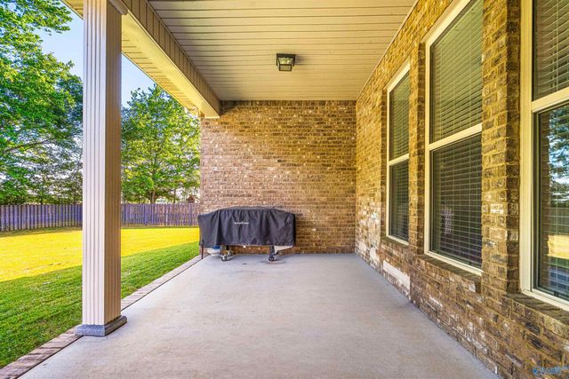 18316 Red Tail Street, Athens, AL 35613
