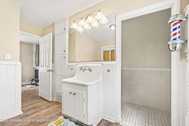 7124 E Clinton Trail, Eaton Rapids, MI 48827