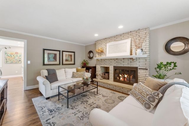 1555 Smith Avenue S, West Saint Paul, MN 55118