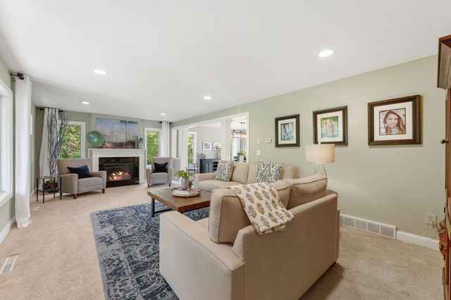 1555 Smith Avenue S, West Saint Paul, MN 55118