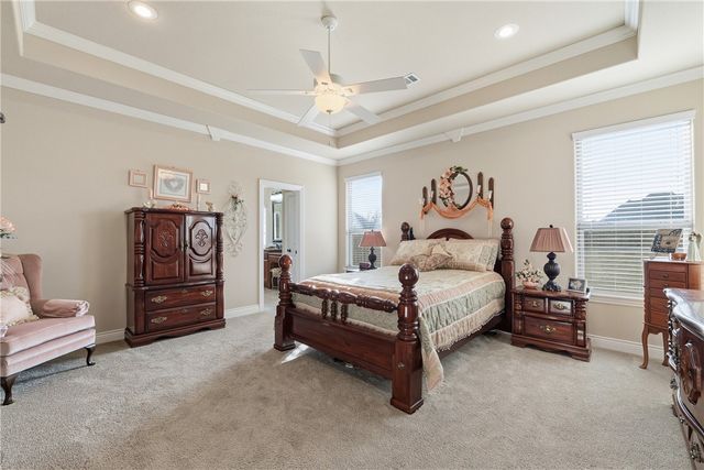 465 S Grandview Court, Farmington, AR 72730