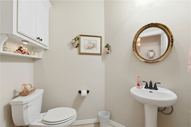 465 S Grandview Court, Farmington, AR 72730