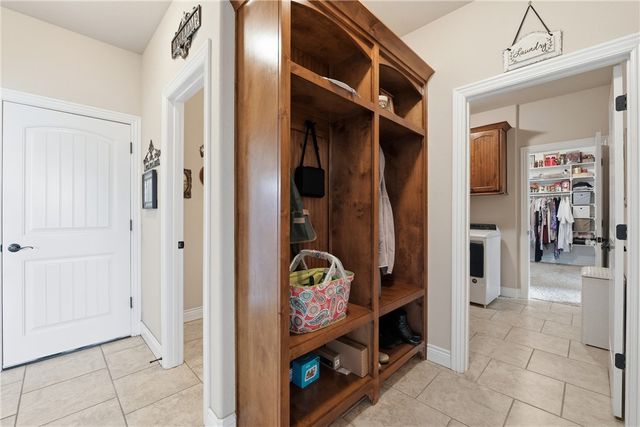 465 S Grandview Court, Farmington, AR 72730