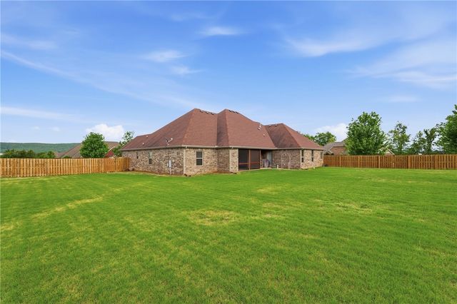 465 Grandview Court, Farmington, AR 72730