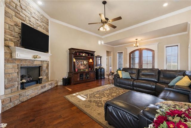 465 S Grandview Court, Farmington, AR 72730