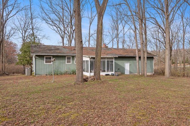 9909 County Road 653, Pine Grove Twp, MI 49055