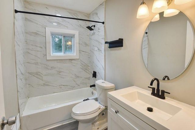 1888 Vesta Avenue, College Park, GA 30337