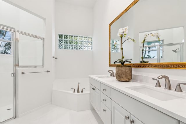 2602 Players Court, Wellington, FL 33414