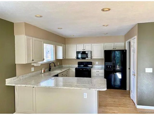 3750 E Kettle Ave N, Centennial, CO 80122